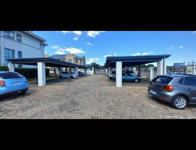 187M² OFFICE TO LET IN BRYANSTON